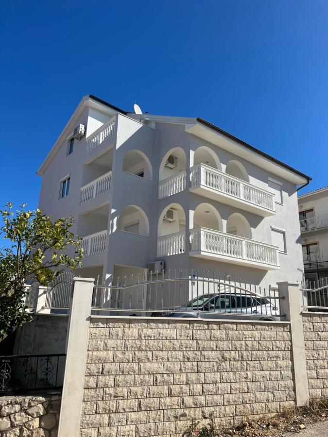 Apartments Imperium Trogir Exterior photo