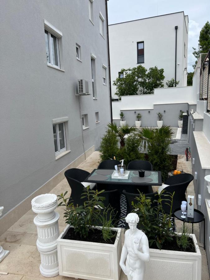 Apartments Imperium Trogir Exterior photo